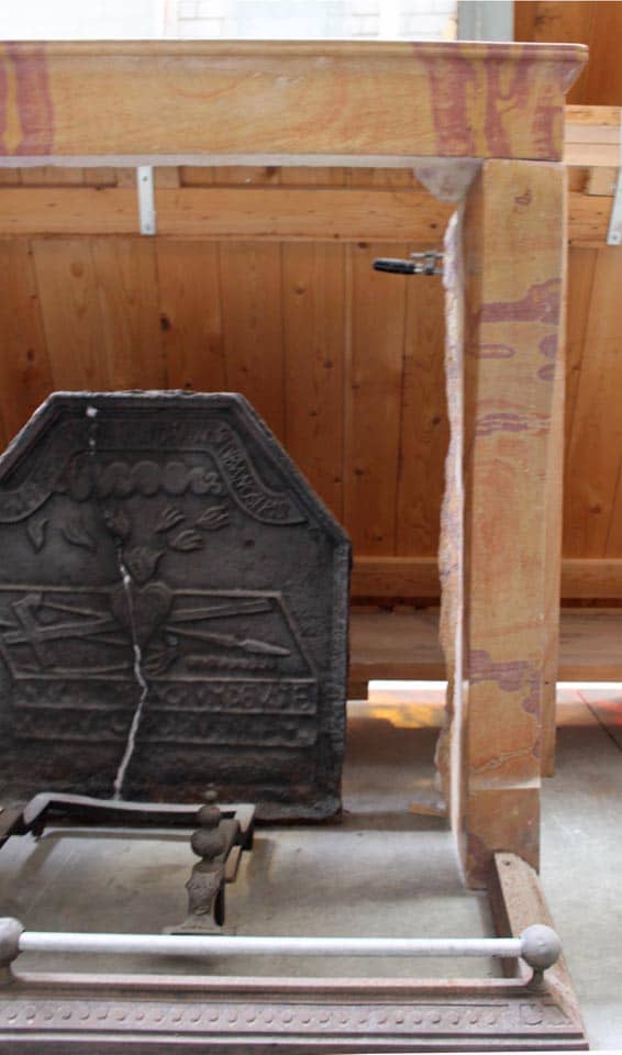 Antieke-voorzetschouw-marmersteen