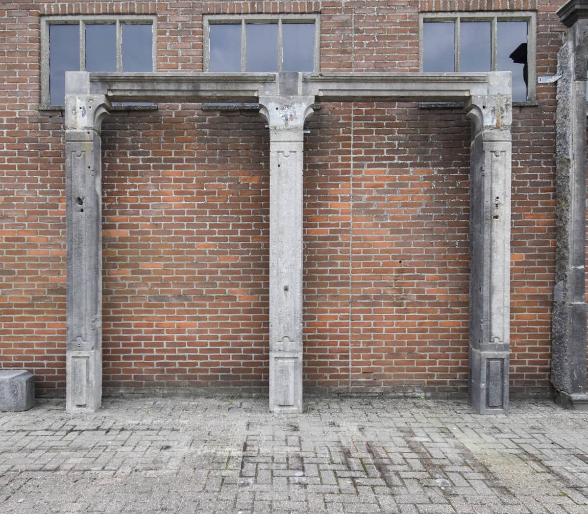 Belgisch-hardstenen-portiek