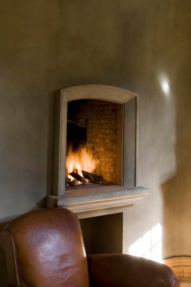 Franse-kalksteen-keukenschouw