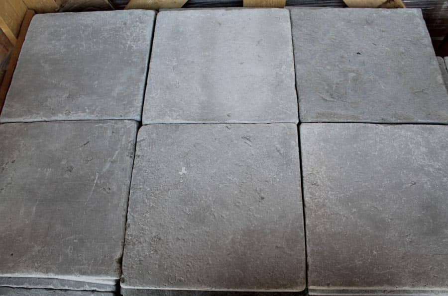 Getrommelde-grijze-kalkstenen-dallen