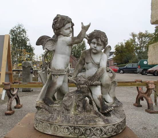 Handgekapt-marmeren-beeld