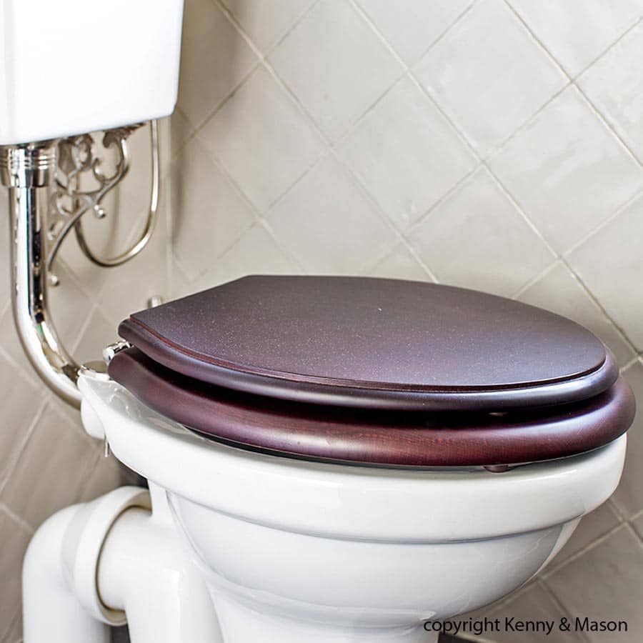 Kenny-Mason-toilet-sanitair