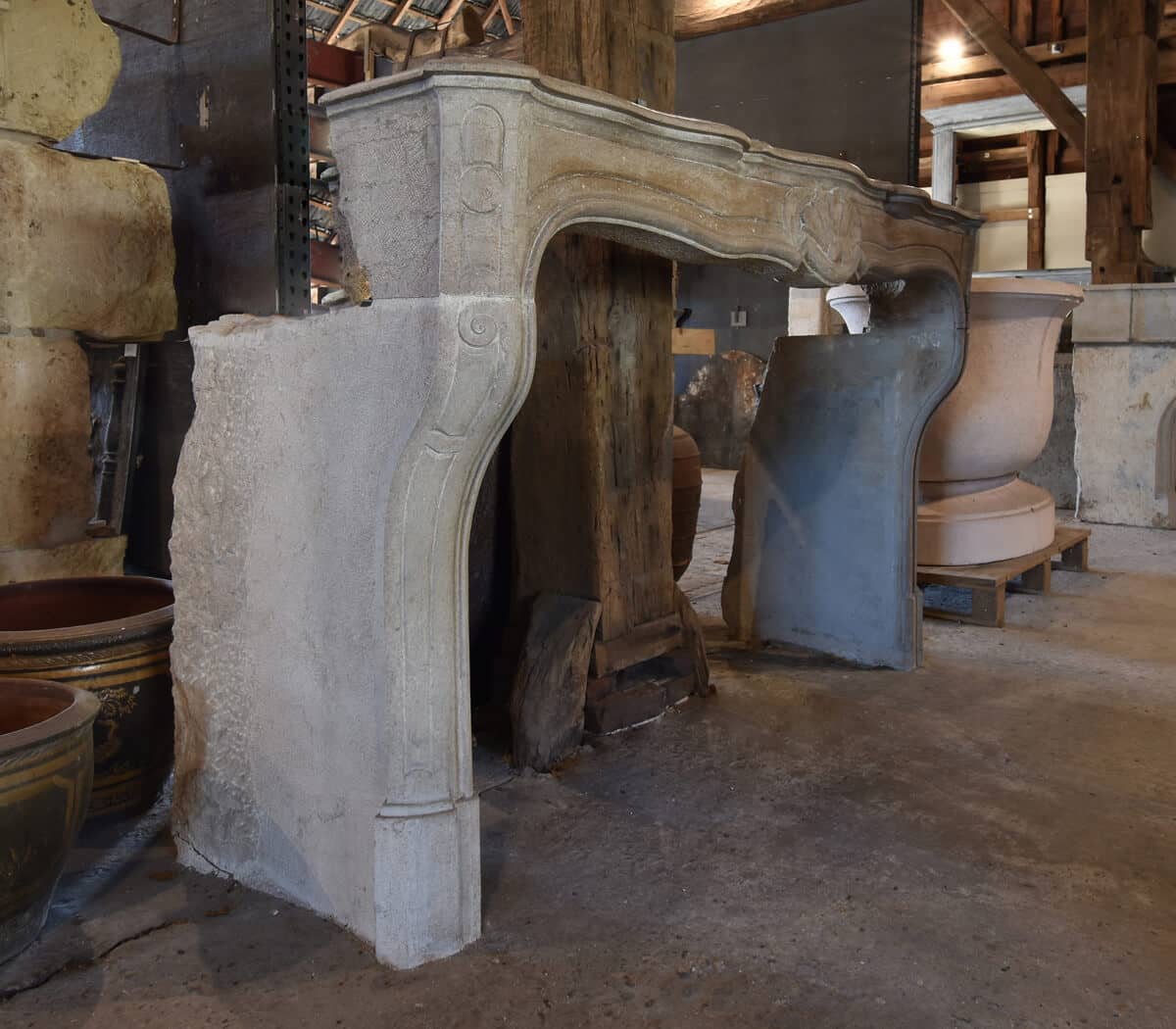 Marmerstenen-antieke-schouw-Louis-XV