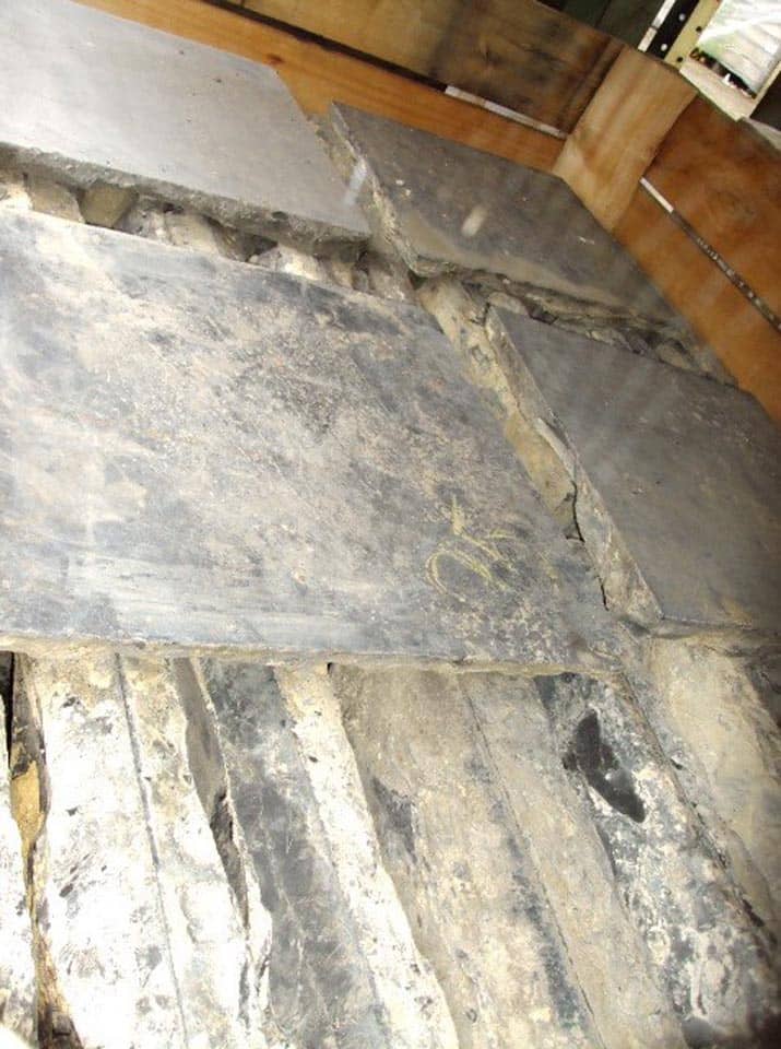 Orgineel-antiek-basicle-Noir-de-Mazy