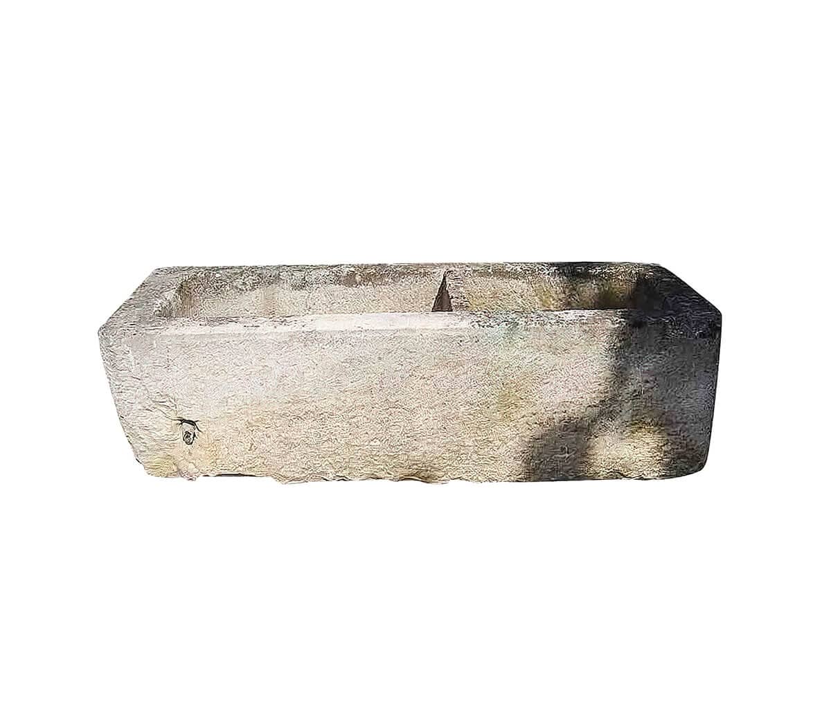 Oude-bak-van-Franse-steen