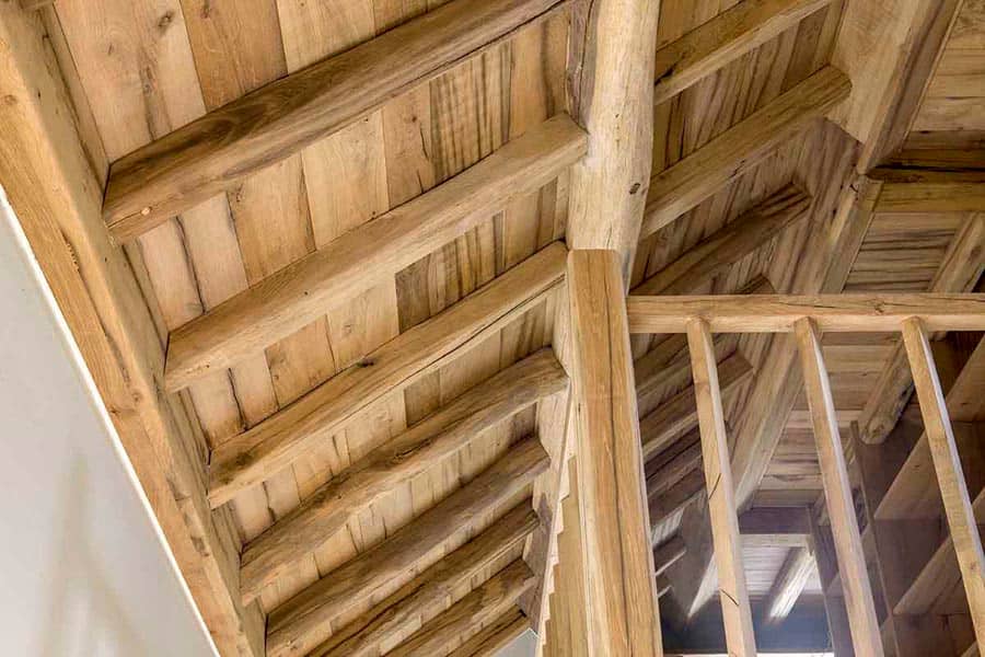 Partij-oude-eiken-balken