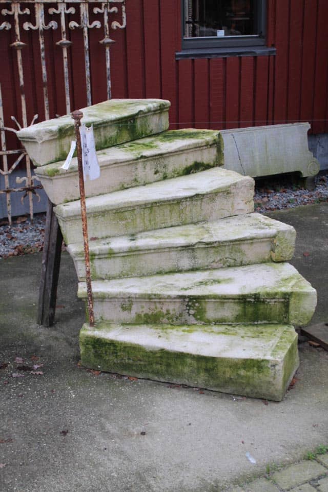 Zandstenen-trap-van-12-treden