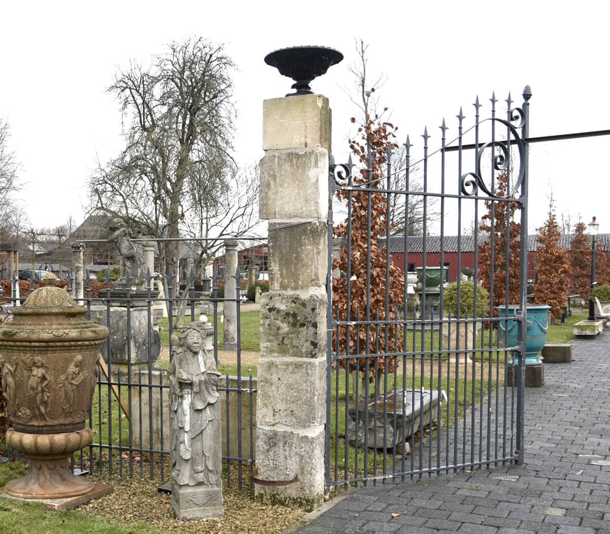 landhuispoort-met-hekwerk