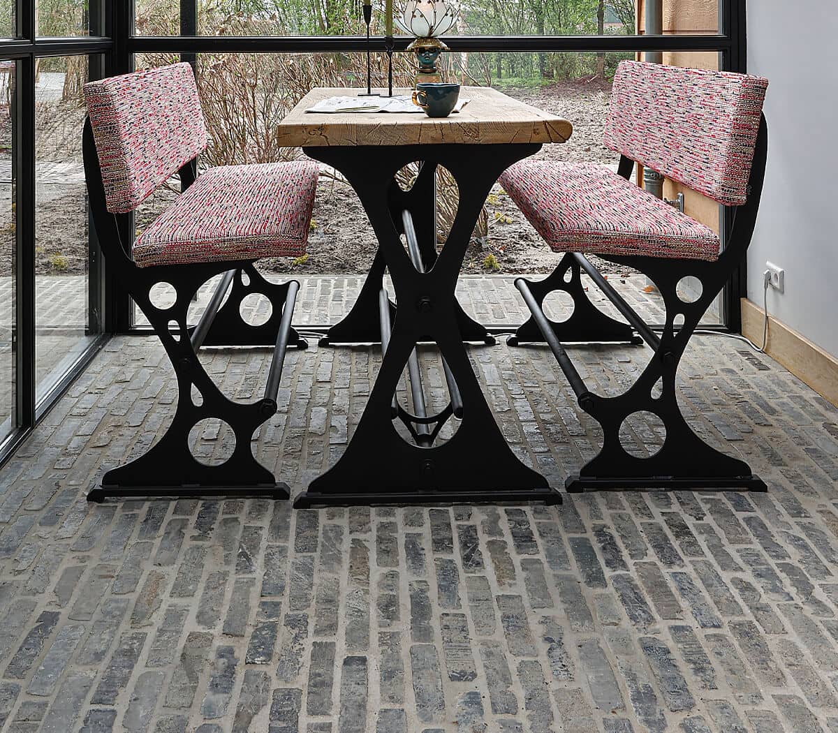 oude-blauwe-waaltjes-serre-vloerstenen