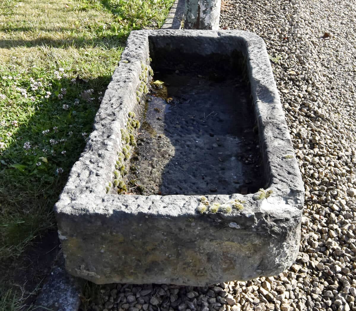 belgisch-hardstenen-trog