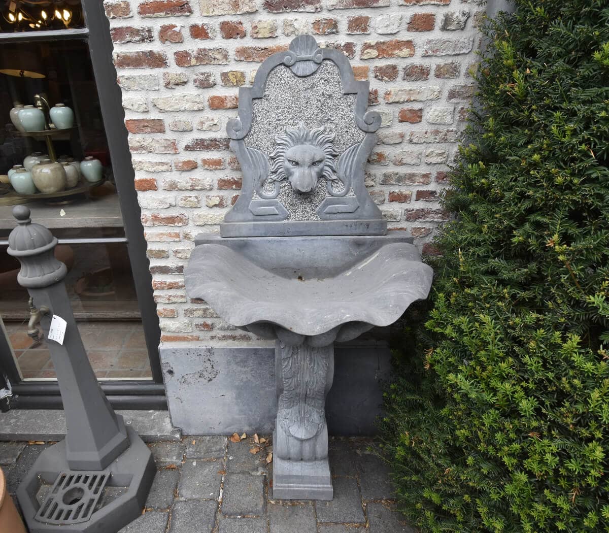 hardstenen wandfontein