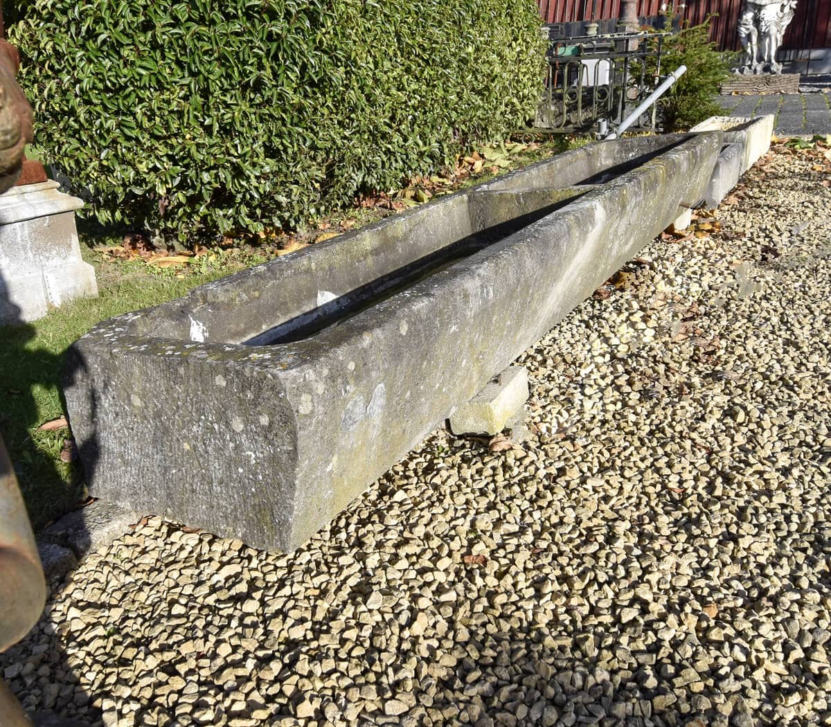 hardstenen-trog