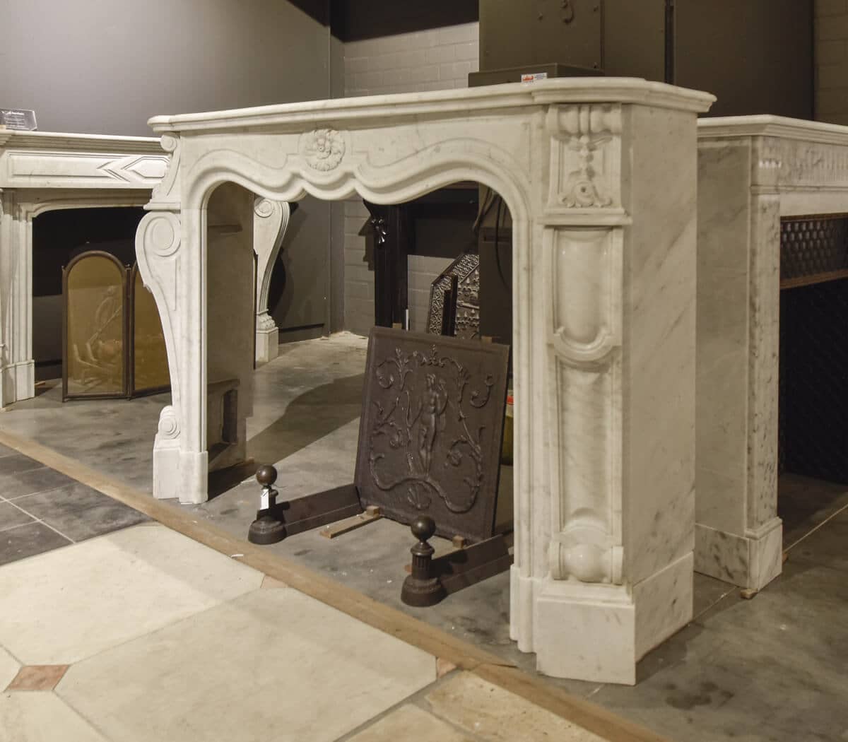 Antieke-Louis-XV-marmer-voorzetschouw