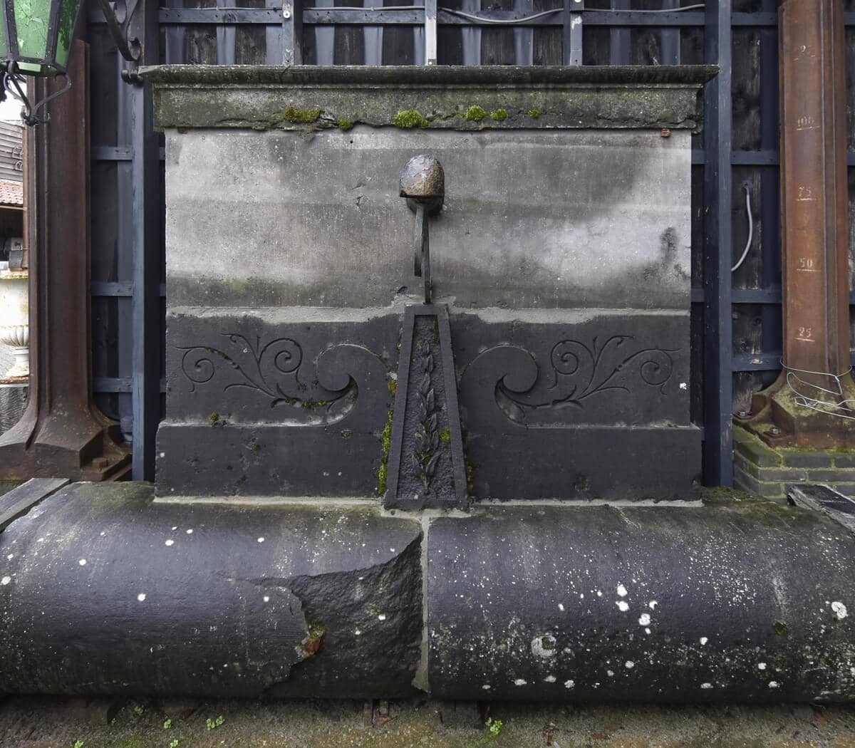 Grote-stenen-wandfontein