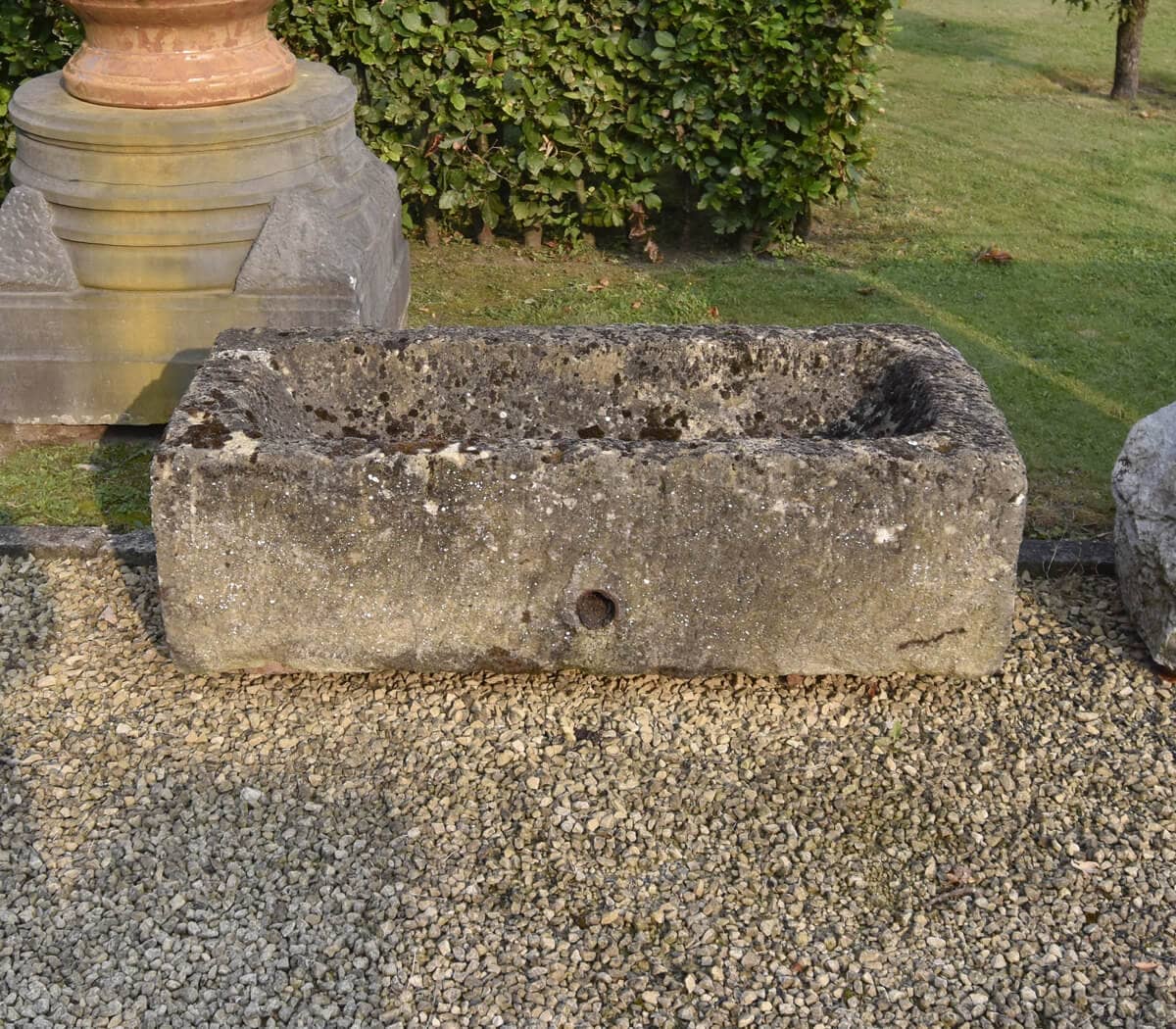 Zandstenen-trog