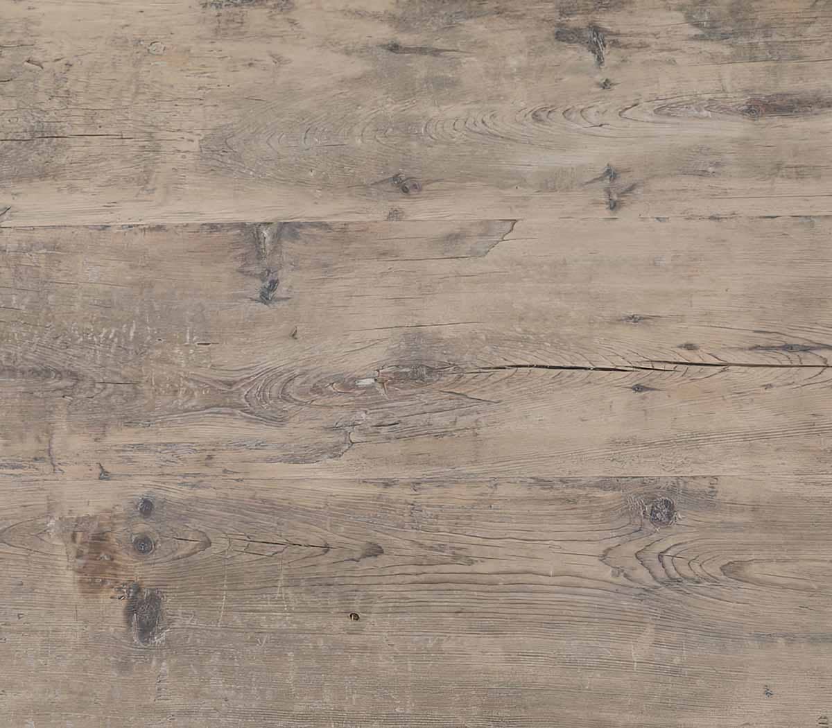 Salontafel-met-ijzeren-onderstel