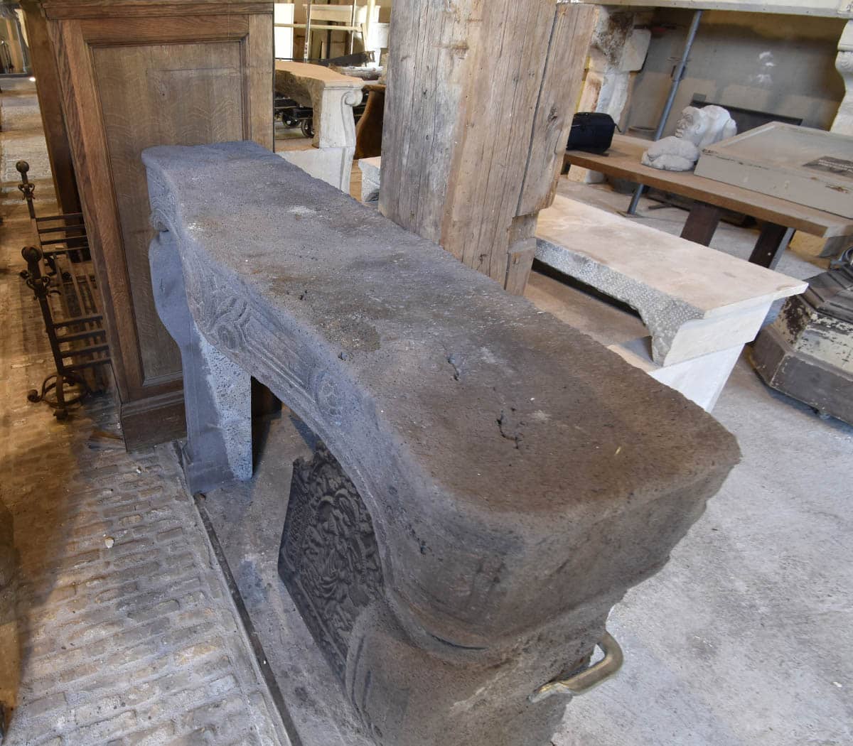 Lavastenen-voorzetschouw