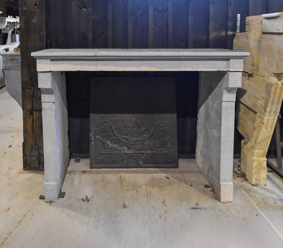 Marmerstenen-voorzetschouw