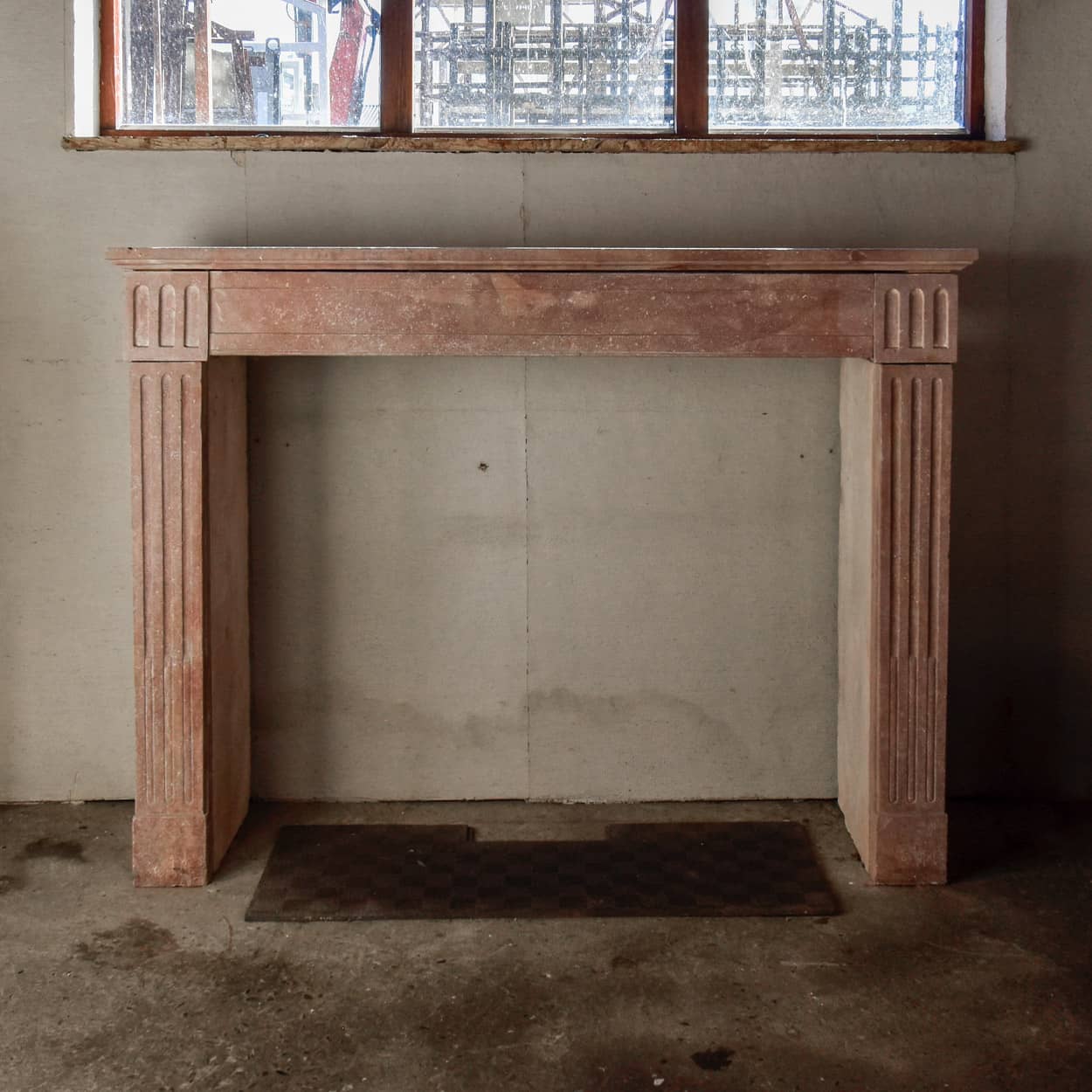 Marmerstenen-voorzetschouw