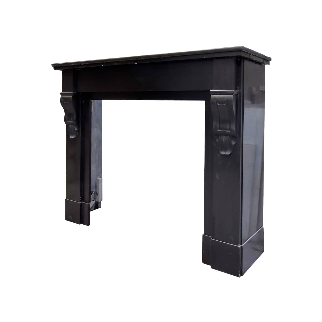 Zwart-marmeren-modillion-voorzetschouw