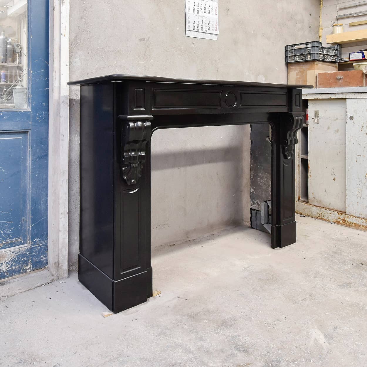 Zwart-marmeren-ombouwschouw