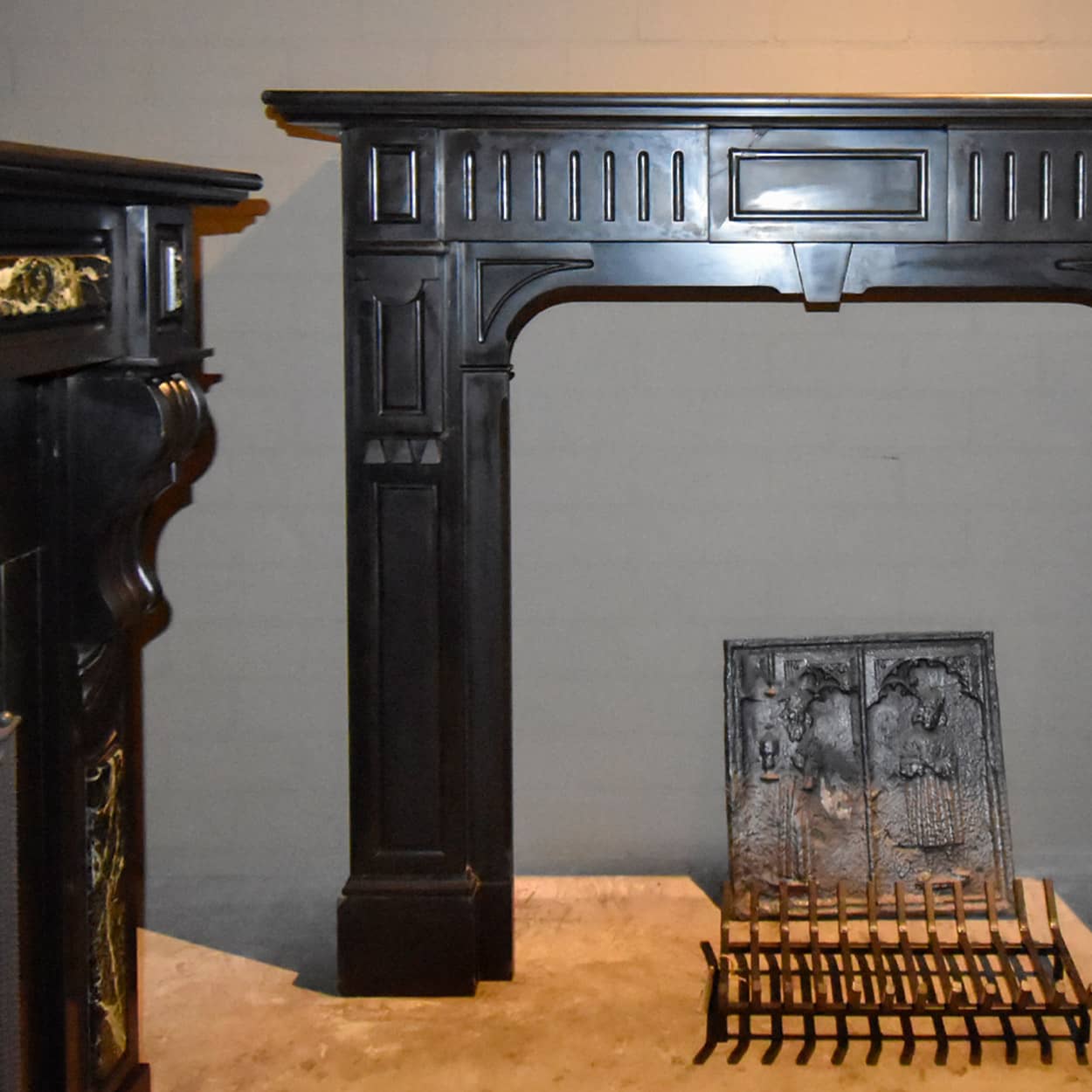 Noir-de-Mazy-marmeren-ombouwschouw