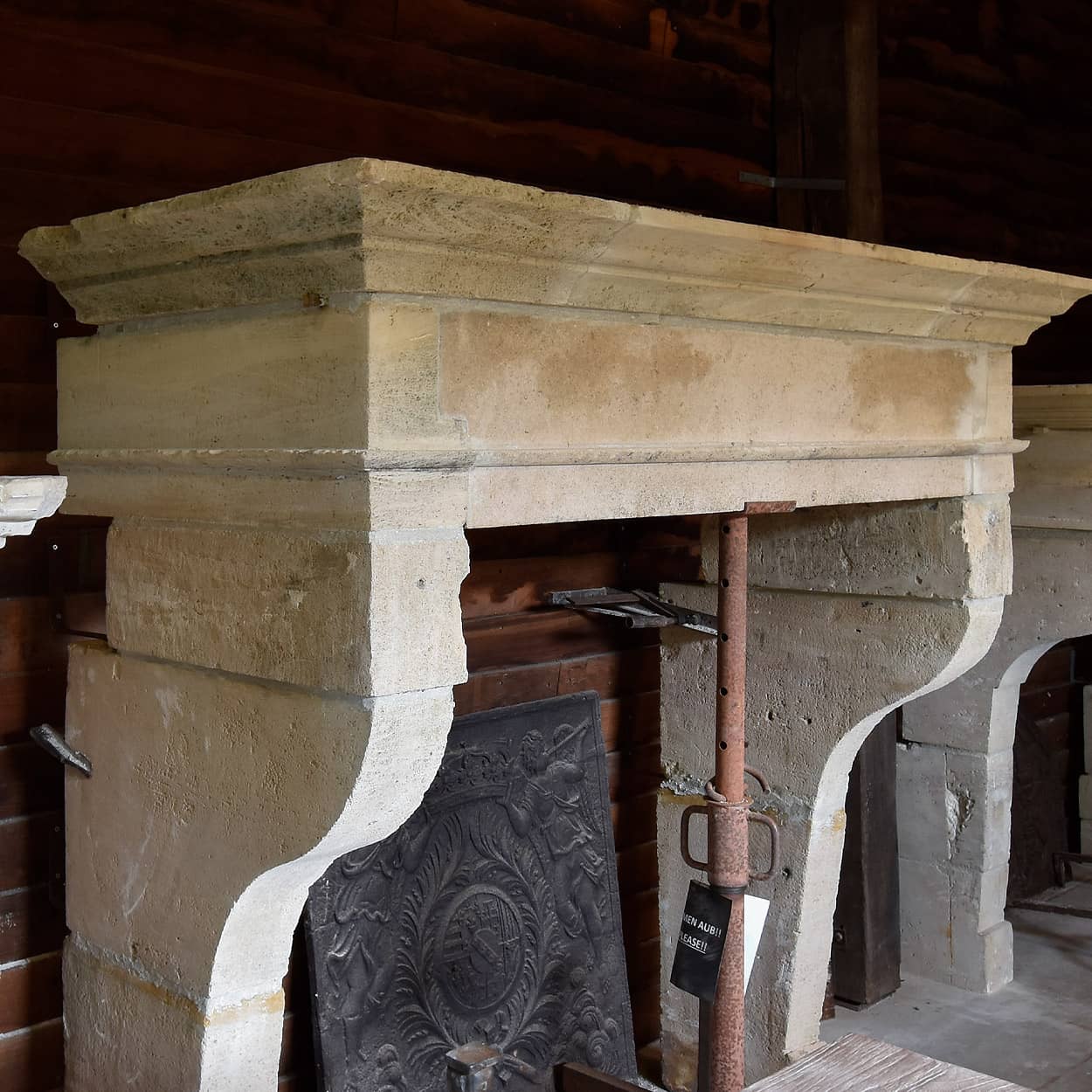 Zandstenen-Louis-XIV-ombouwschouw