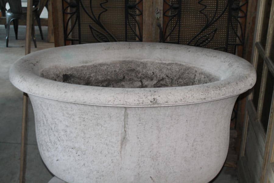 Grote-ovale-kalkzand-stenen-vaas-voor-binnen.-64462