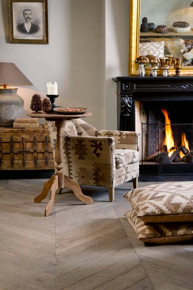 Hongaarse-punten-parket-19e-eeuws-verouderd-eiken