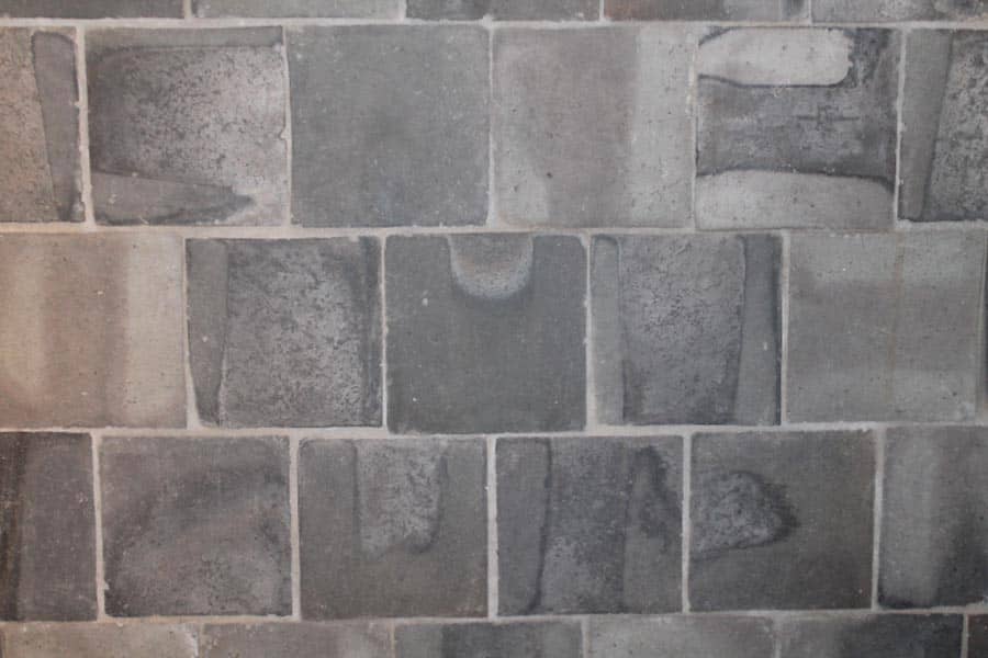 Rustieke-blauw-grijze-gesmoorde-plavuizen