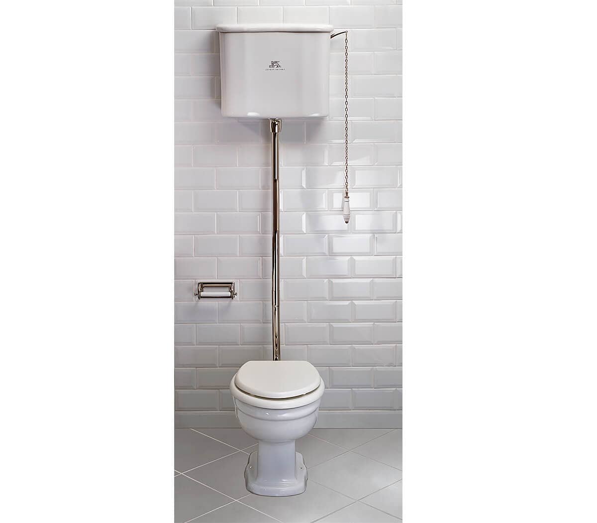 toilet-hooghangend-reservoir-lefroy-brooks-achterhuis