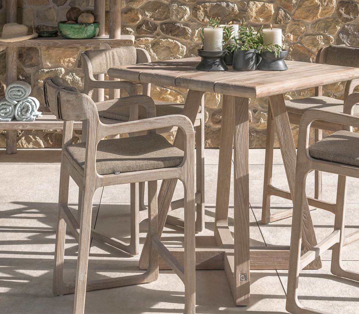 Gommaire-outdoor-fabric-cushion-bar_chair_sally