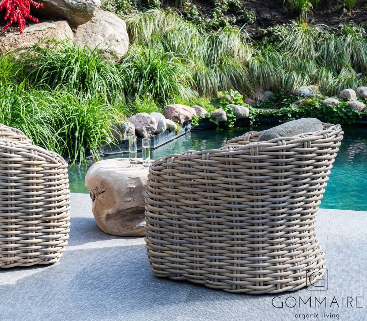 Gommaire-outdoor-wicker-furniture-easy_chair_feline-G673-CLR-PE-Antwerp