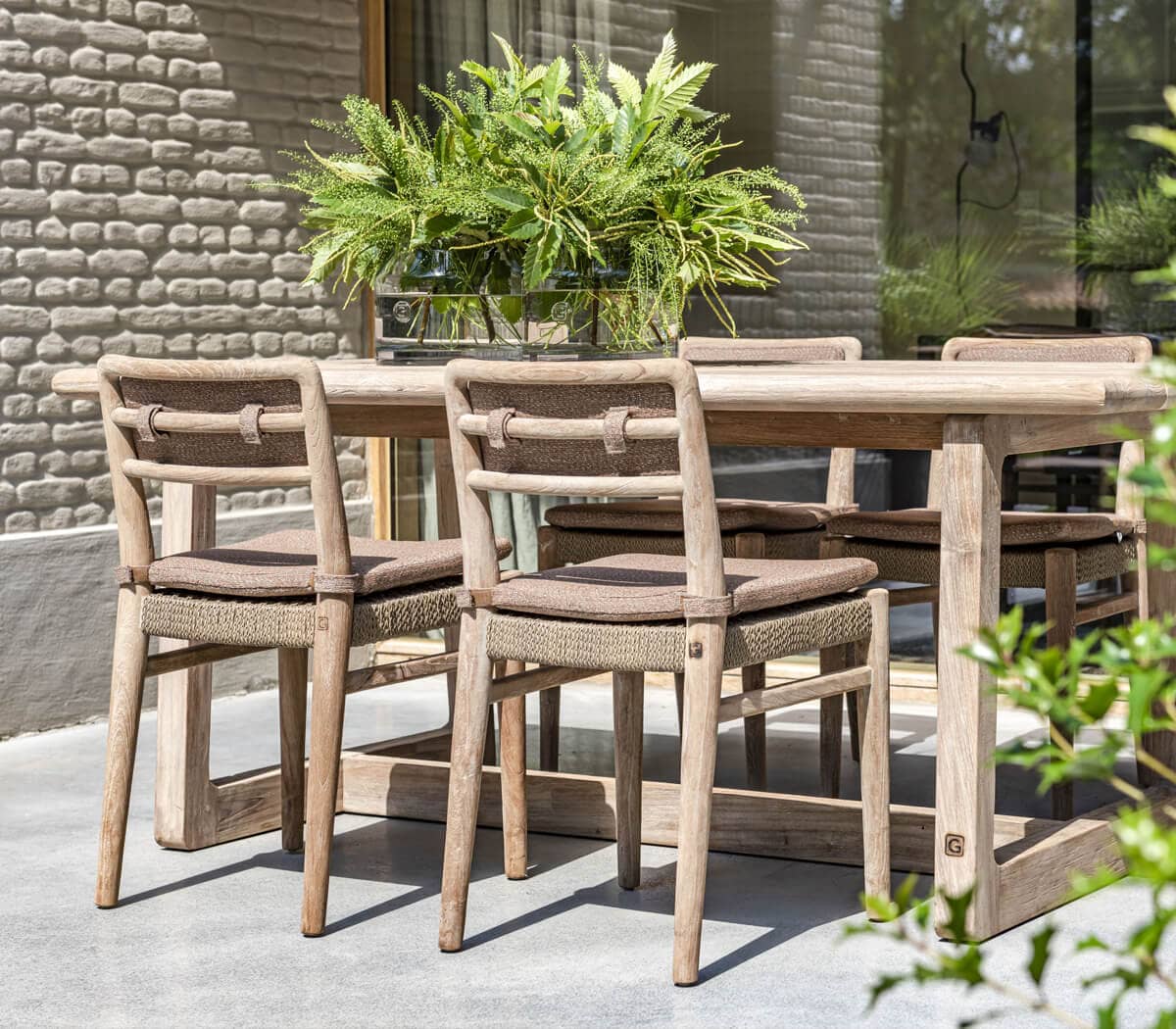 Gommaire-outdoor-fabric-cushion-chair_jared