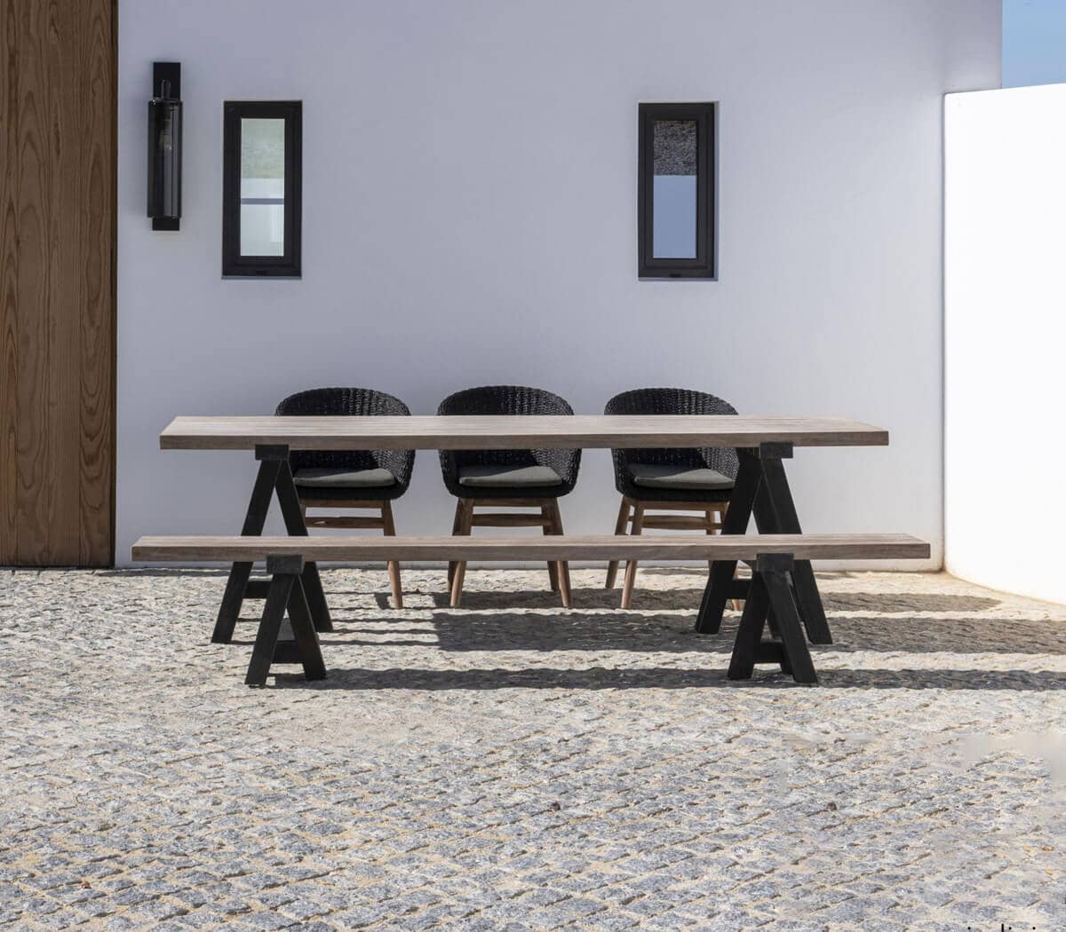 Gommaire-outdoor-teak-furniture-bench_shragi