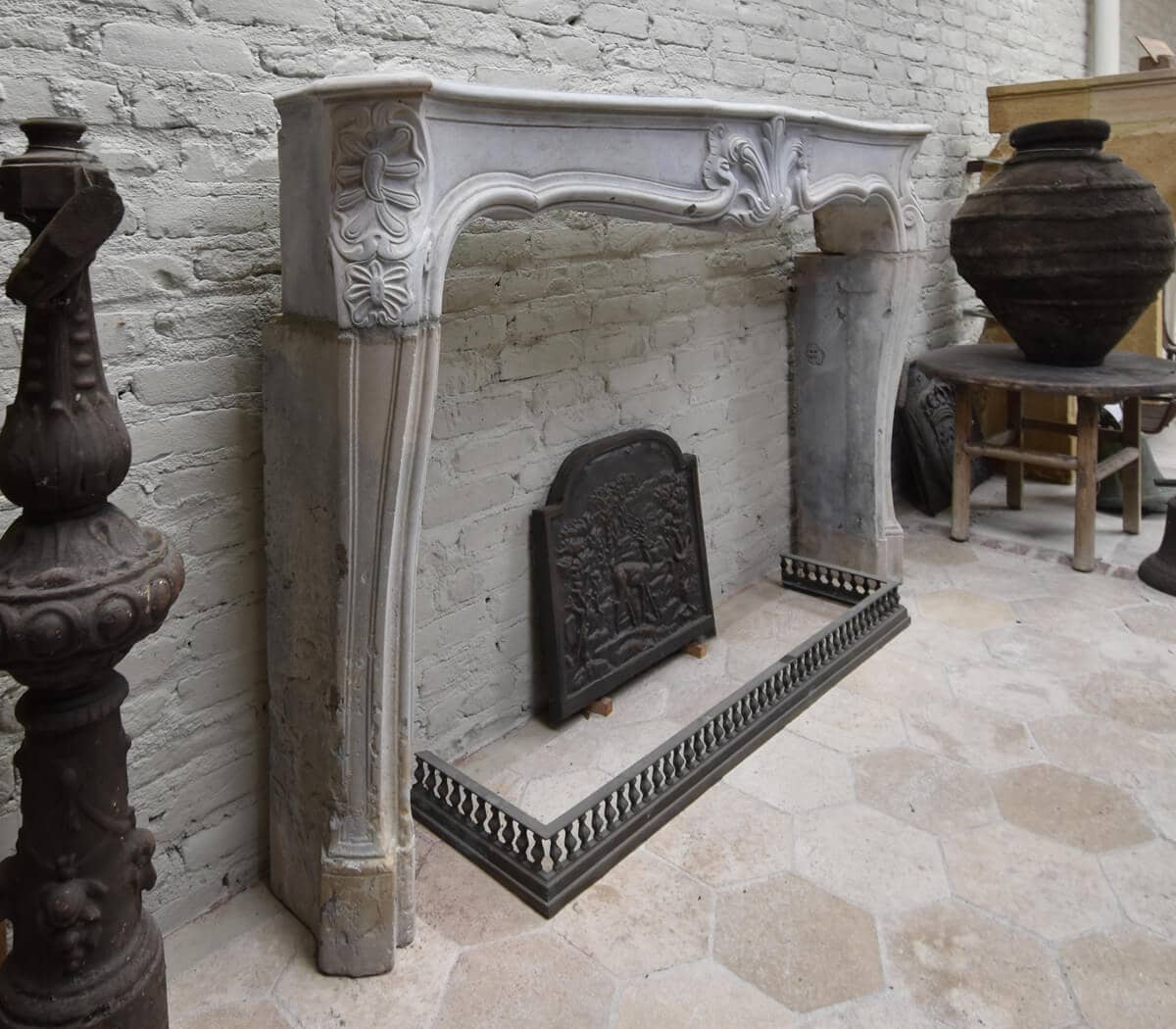 Antieke-Marmerstenen-Louis-XV-voorzetschouw