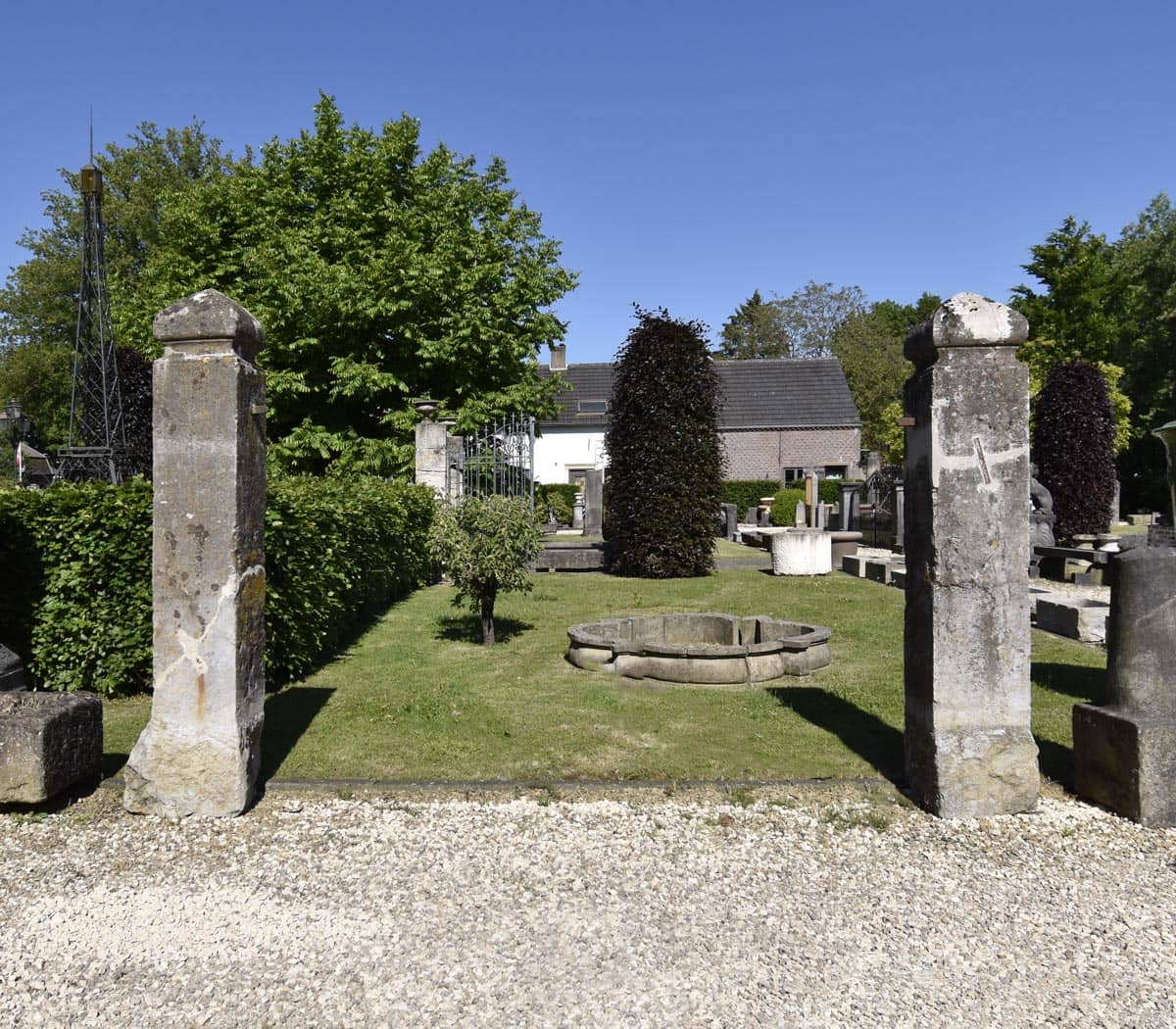 Set-natuurstenen-poortpalen