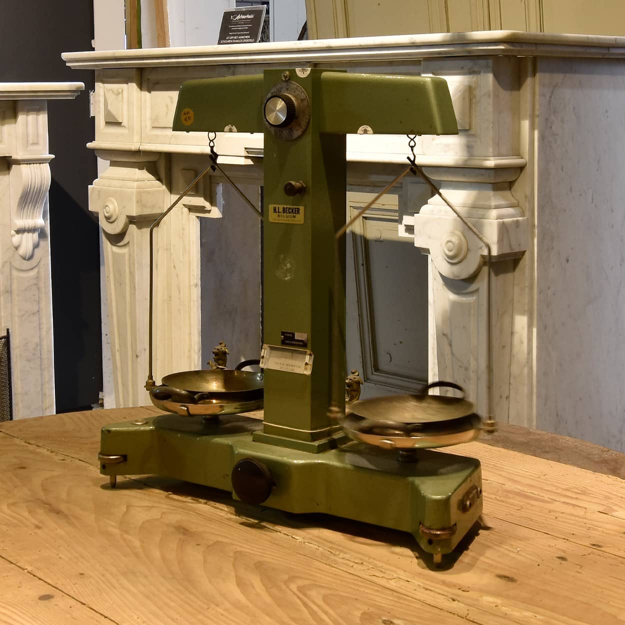 Vintage-H.L.-Becker-Analoge-balansweegschaal