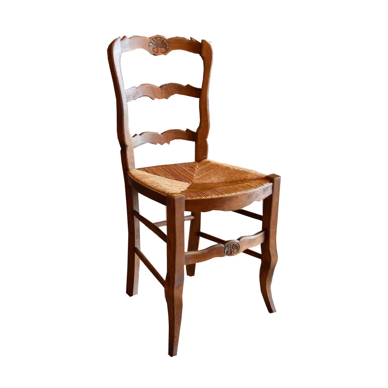 Antieke-Franse-stoelen-met-ladderrug-en-rieten-zitting