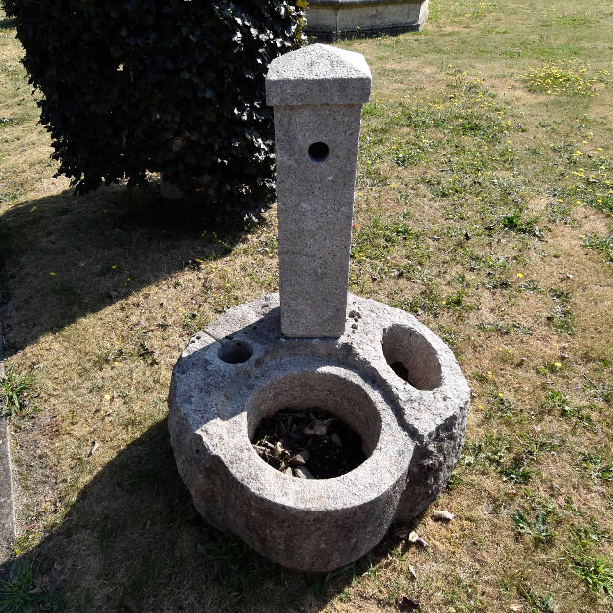 Kleine-granieten-fontein